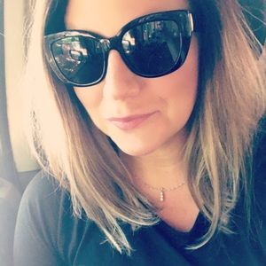 Meet your Posher, Chelsey